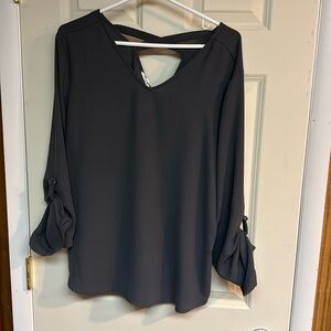 Size XL 3/4 sleeve shirt